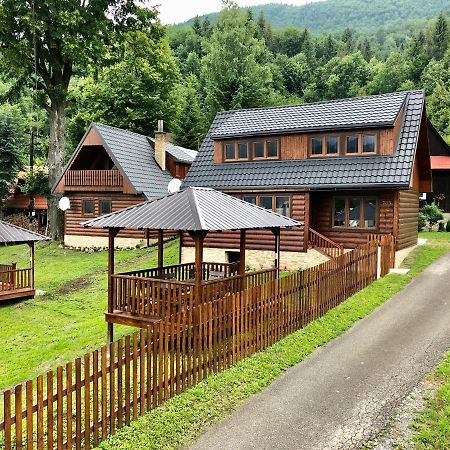 Villa Viktoria- Neakceptujeme Mlade Partie Terchová Exterior foto